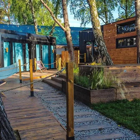 Hostel Klimatyzowane Premium - Maszoperia Sun4hel - Letnia Baza Snowshow Na Polwyspie Helskim