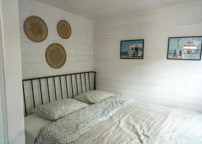 Klimatyzowane Premium - Maszoperia Sun4hel - Letnia Baza Snowshow Na Polwyspie Helskim Hostel Jastarnia