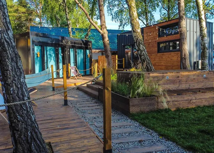 Hostel Klimatyzowane Premium - Maszoperia Sun4hel - Letnia Baza Snowshow Na Polwyspie Helskim